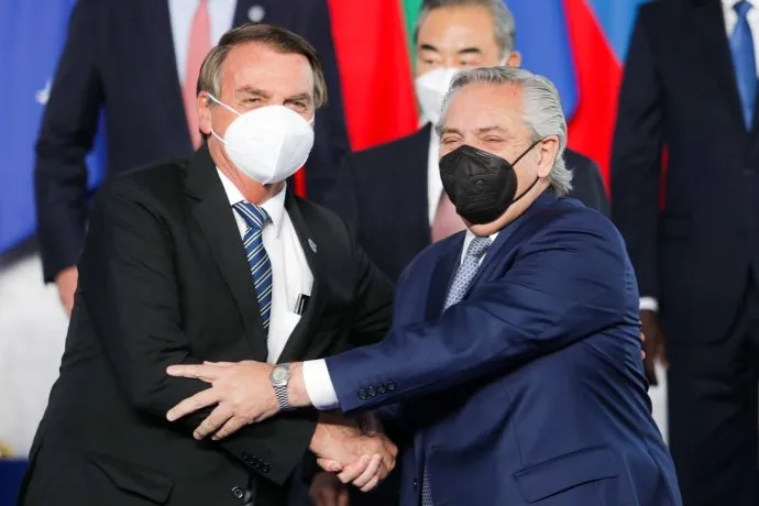 Bolsonaro le comunicó a Fernández su intención de comprar gas argentino