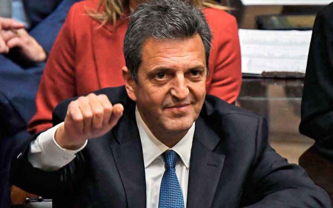 Massa prevé terminar 2023 con una inflación menor al 3 por ciento mensual