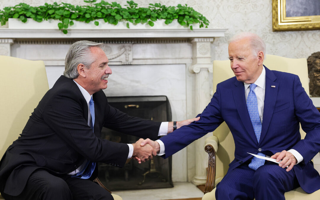 Seis presidentes latinoamericanos piden a Biden que respalde a la Argentina en su negociación con el FMI